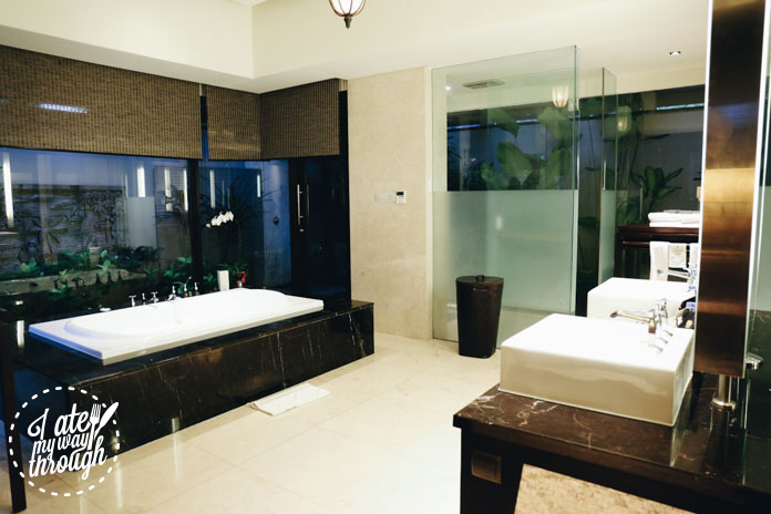 Marble bathroom with BOSE Stereo System throughout the entire villa