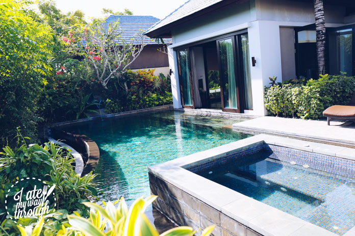 The jetpool and private 10m pool of my garden view one-bedroom villa