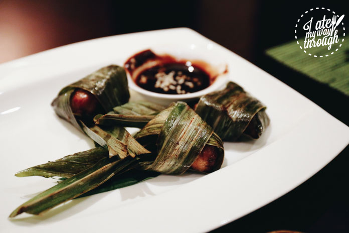 Gai Hor Bai Toey. Deep Fried Chicken Wrapped in Pandanus Leaves