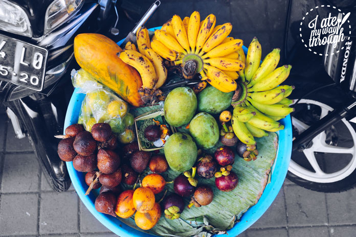 Mangosteen, green mango, snakeskin fruit, bananas, papaya and other local tropical fruit in Bali