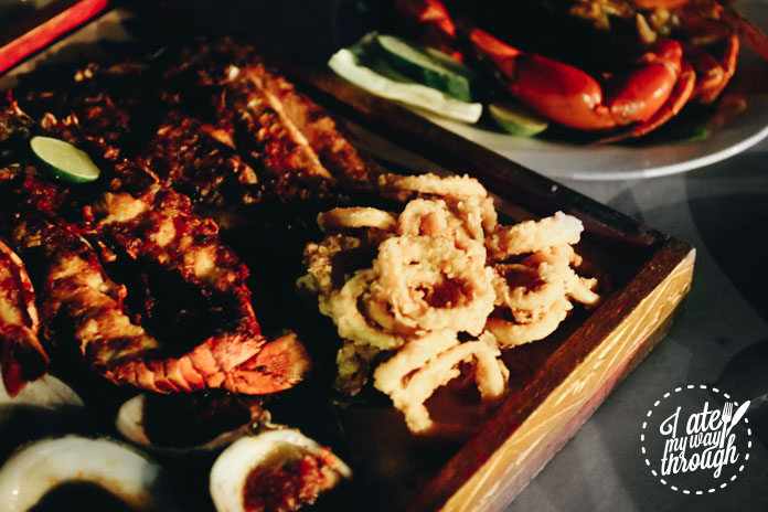 Fried calamari, lobster, prawns, clams,...