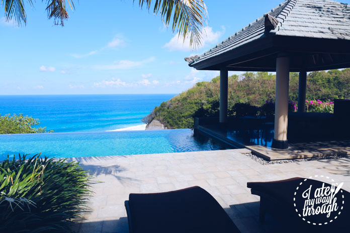 Private 25m infinity pool