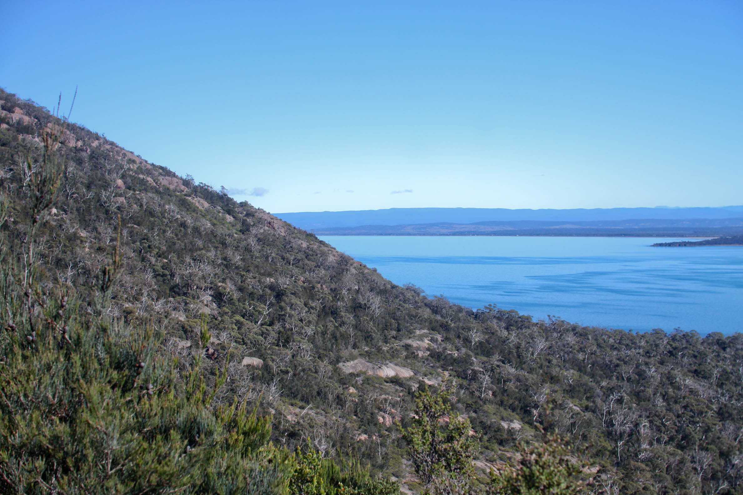 Wineglass to Wine Glass experience - Freycinet National Park, East Coast Tasmania - Coles Bay lookout